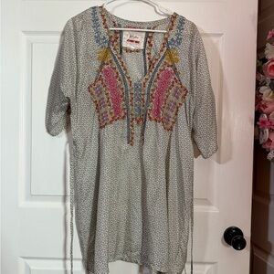 Johnny Was Multicolor Embroidered Short Sleeve Tee